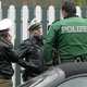 Množičen pretep na nogometni tekmi v Nemčiji: pesti, noži in streljanje