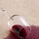 Kako učinkovito odstraniti madeže rdečega vina?