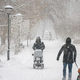 Moskvo prekrila rekordno debela snežna odeja, čez 40 centimetrov snega v samo enem dnevu