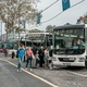 Slovenci presenečamo: več se vozimo z avtobusi in smo bolje izobraženi