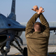 Kje bodo Ukrajinci letala F-16 skrili pred Rusi? To je odgovor.