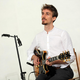 Kitarist Mencinger prvič v Mariboru in nad ambientom pozitivno presenečen