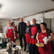 Predvelikonočno kosilo: Nadškof Cvikl in župan Arsenovič obiskala Ljudsko kuhinjo v Mariboru