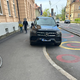 (FOTO) Redarji znova obravnavajo župana oziroma njegovo ženo: Sledi še deseta globa za nepravilno parkiranje?